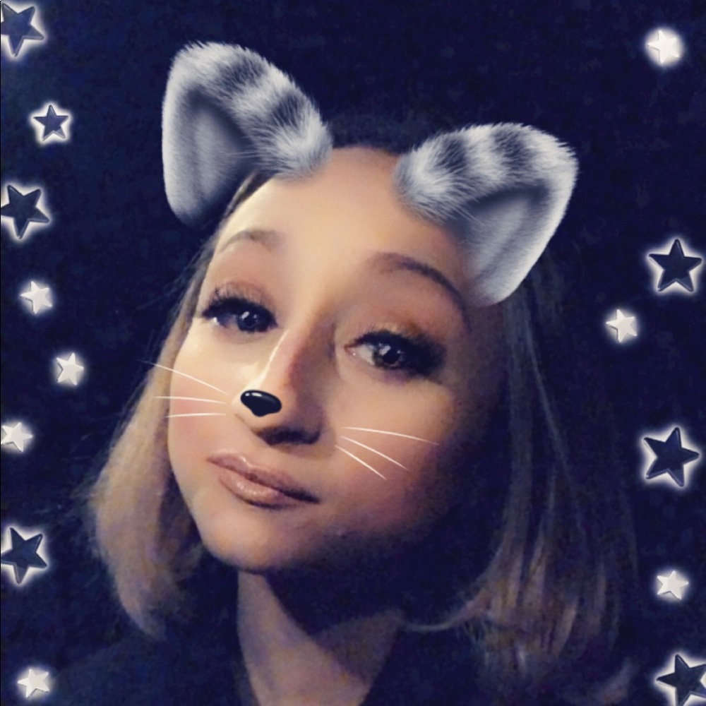 Meet your Posher, Amber